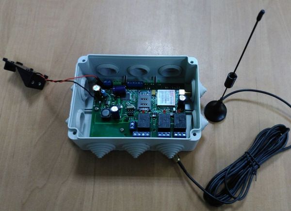 GSM сигнализация с внешней GSM антенной. GSM сигнализация с внешней GSM антенной.
